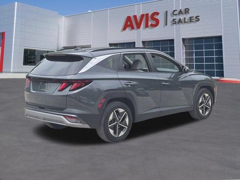 Used 2025 Hyundai Tucson SEL FWD image 6