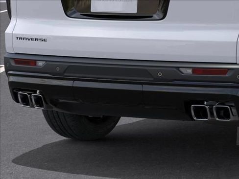 New 2027 Chevrolet Traverse LT FWD image 15