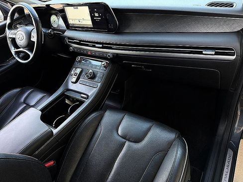 Used 2024 Hyundai Palisade Limited image 23