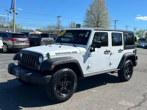 Used 2016 Jeep Wrangler Unlimited Sport AWD/4WD image 2