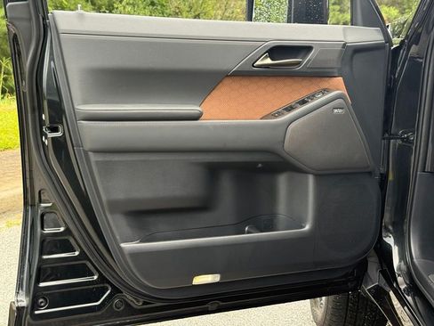 Certified 2025 Lexus GX 550 w/ Accessory Package (2T) AWD/4WD image 22