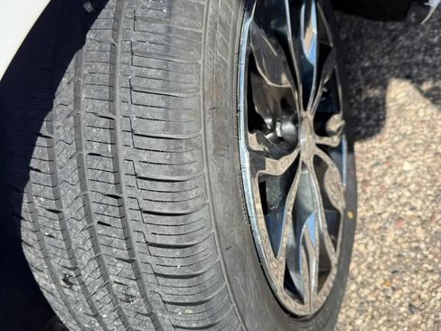 Used 2019 Chevrolet Malibu LT FWD image 15