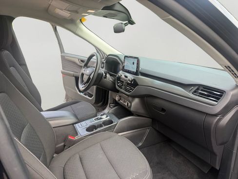 Used 2025 Ford Escape Active AWD/4WD image 11