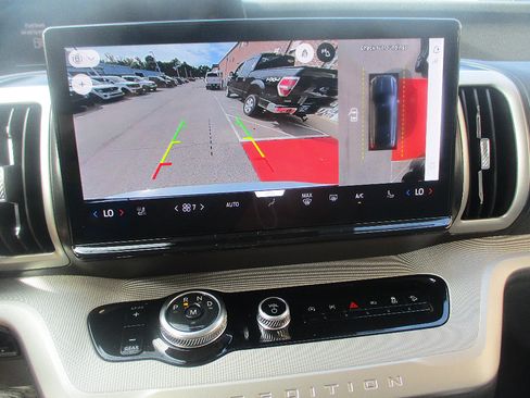 New 2027 Ford Expedition Active AWD/4WD image 7