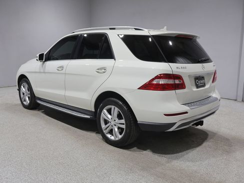 Used 2013 Mercedes-Benz ML 350 BlueTEC 4MATIC image 4