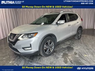Used 2017 Nissan Rogue SL w/ SL Premium Package video 1