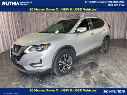 Used 2017 Nissan Rogue SL w/ SL Premium Package