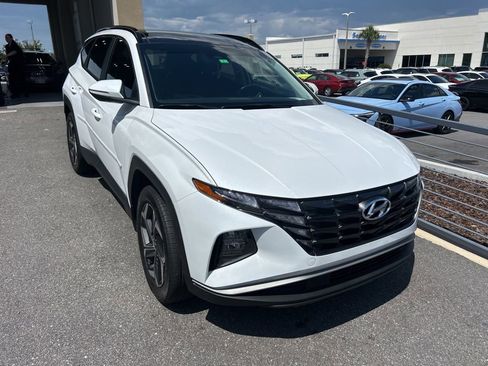 Used 2022 Hyundai Tucson SEL AWD/4WD image 2