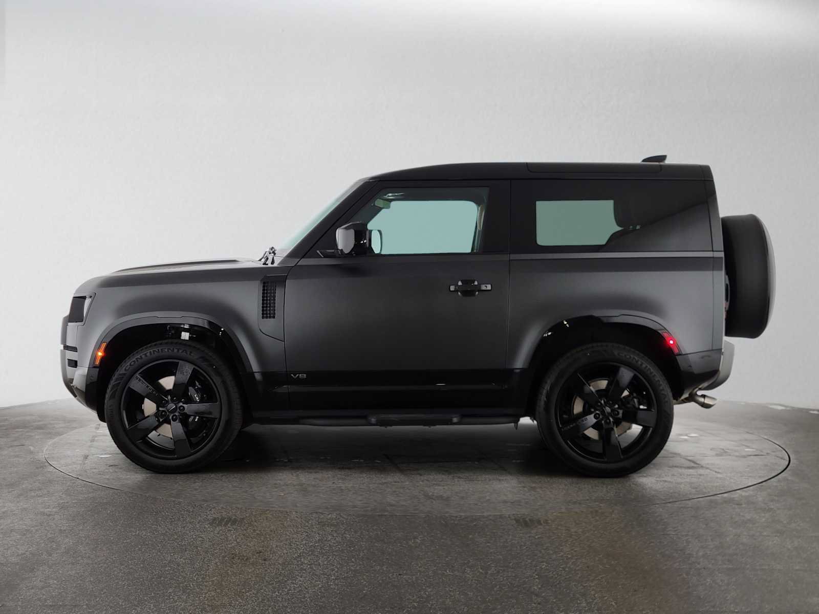 New 2026 Land Rover Defender 90 V8 AWD/4WD image 2