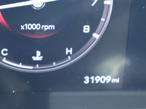 Used 2025 Hyundai Tucson Limited FWD image 27