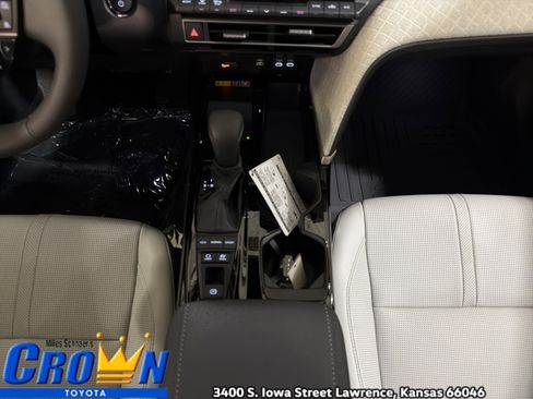 New 2026 Toyota Camry XLE FWD image 33