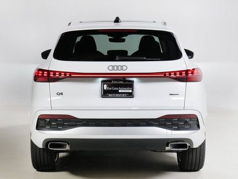 Used 2025 Audi Q5 Premium Plus w/ Premium Plus AWD/4WD image 7