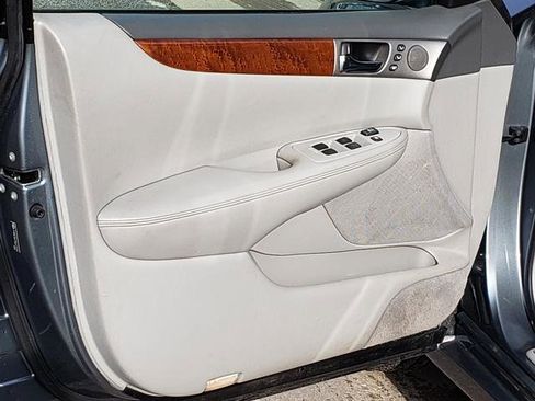 Used 2005 Lexus ES 330 image 11