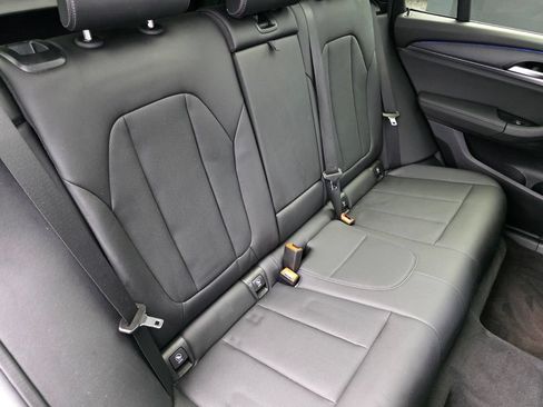 Used 2024 BMW X3 sDrive30i w/ Premium Package w/ZPA RWD image 28