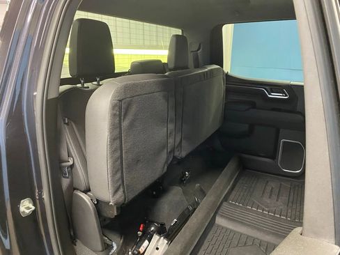 Used 2022 GMC Sierra 1500 SLT w/ SLT Convenience Package image 43