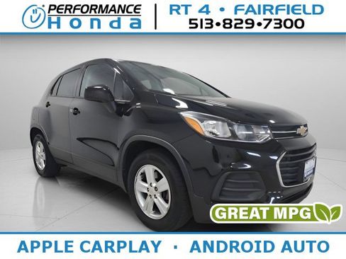 Used 2020 Chevrolet Trax LS w/ Tint and Cruise Package image 1