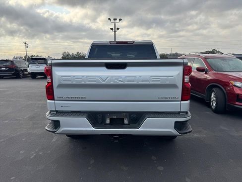 Used 2022 Chevrolet Silverado 1500 Custom image 6