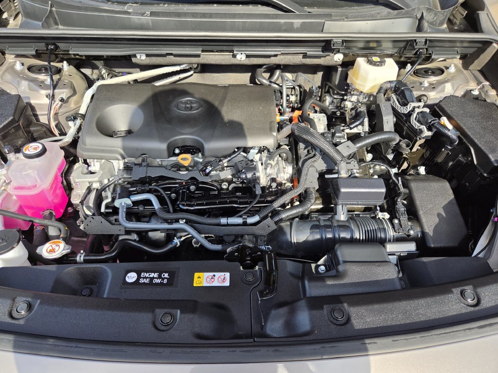 Used 2026 Toyota RAV4 XLE Premium FWD image 31