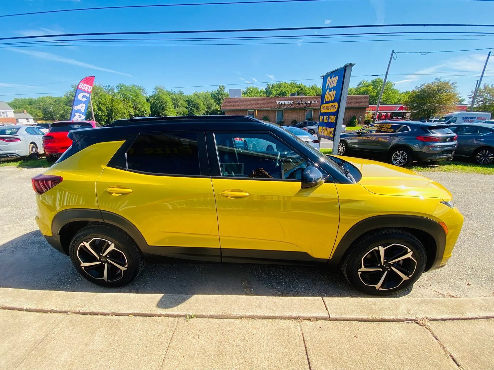 Used 2023 Chevrolet TrailBlazer RS w/ Sun and Liftgate Package FWD image 6