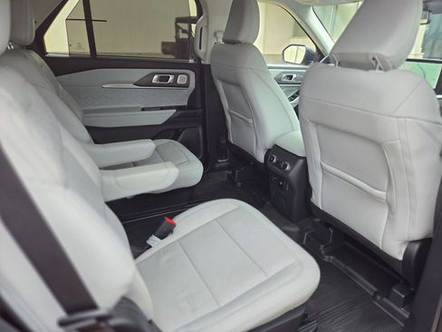 Used 2025 Ford Explorer Platinum w/ Ultimate Package RWD image 11