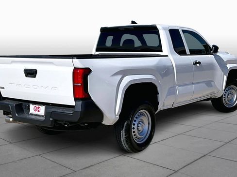 Used 2024 Toyota Tacoma SR image 12