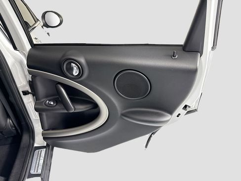 Used 2014 MINI Cooper Countryman FWD image 26