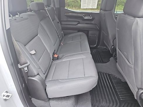 Used 2024 GMC Sierra 1500 Elevation image 31