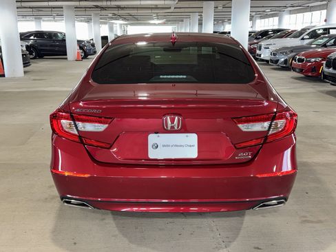 Used 2019 Honda Accord Touring image 7