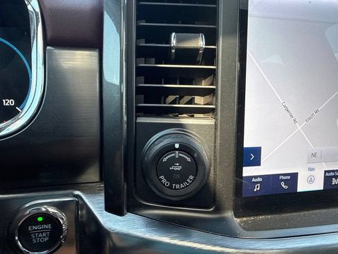 Used 2021 Ford F150 Lariat w/ Equipment Group 502A High AWD/4WD image 21