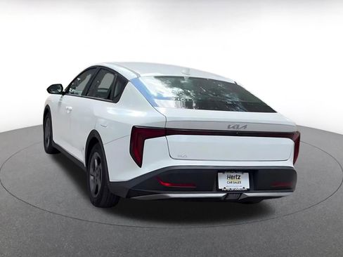 Used 2025 Kia K4 FWD image 11