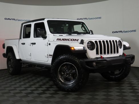 Used 2020 Jeep Gladiator Rubicon image 2