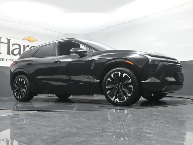 Used 2024 Chevrolet Blazer EV RS AWD/4WD image 2