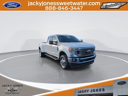 Certified 2022 Ford F350 Lariat w/ Lariat Value Package image 2