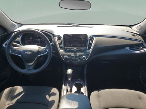 Used 2021 Chevrolet Malibu RS image 9