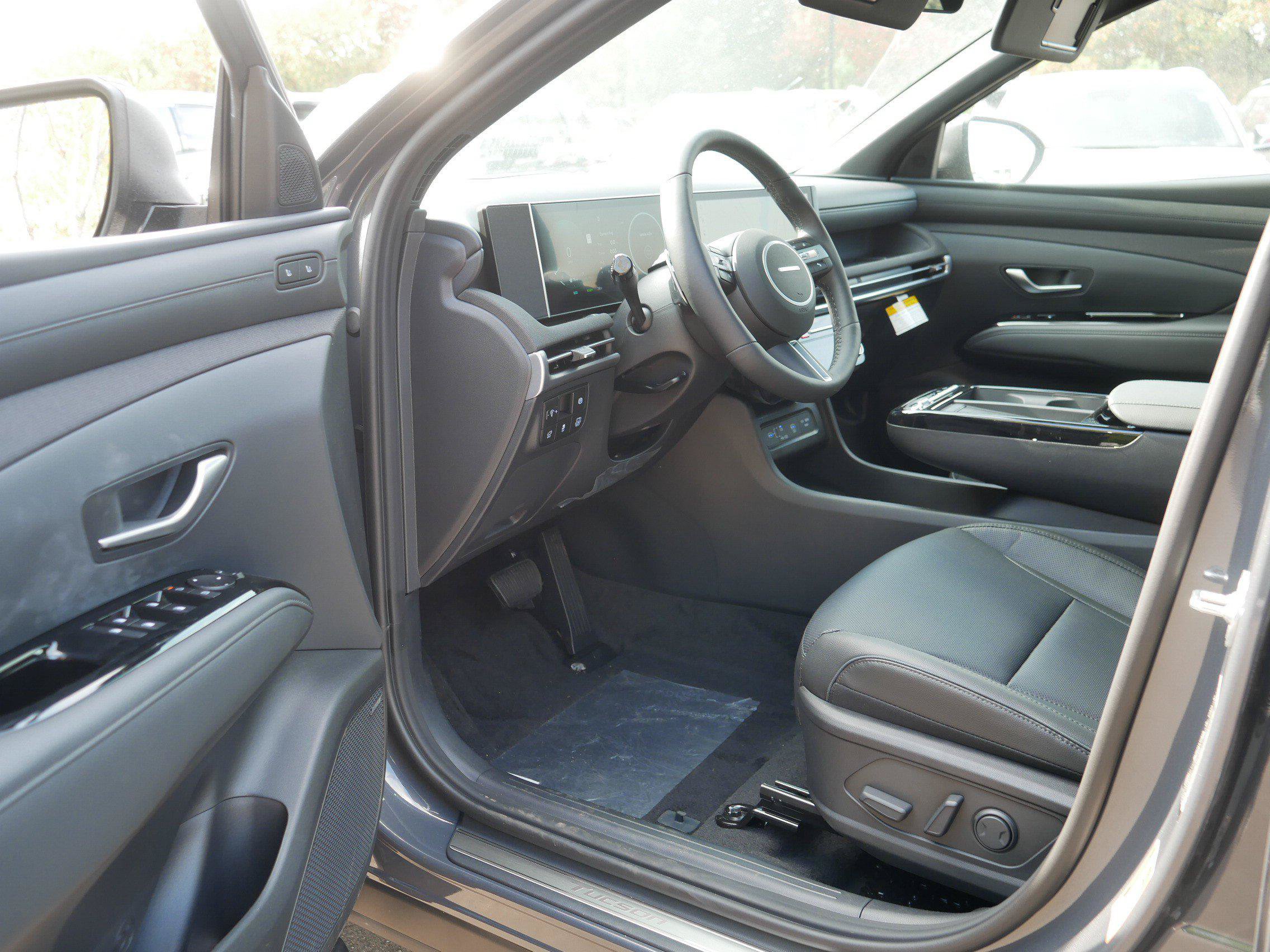 New 2026 Hyundai Tucson Limited AWD/4WD image 5