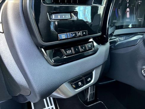 Used 2023 Lexus RX 500h F Sport image 32