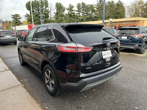 Used 2021 Ford Edge SEL w/ Convenience Package image 5