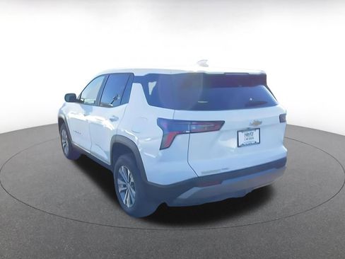 Used 2025 Chevrolet Equinox LT image 11