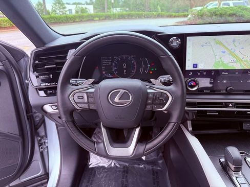 Certified 2024 Lexus RX 350 Premium w/ Accessory Package (Z1) image 19