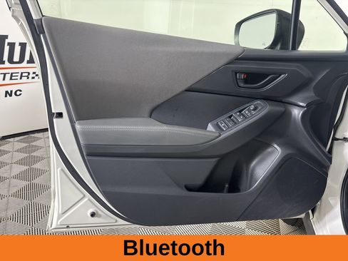 Used 2024 Subaru Crosstrek 2.0i Premium image 9