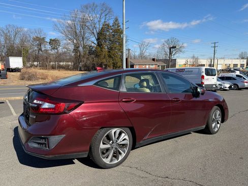 Used 2018 Honda Clarity Plug-In Hybrid image 12