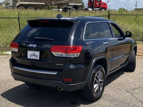 Used 2019 Jeep Grand Cherokee Limited AWD/4WD image 9