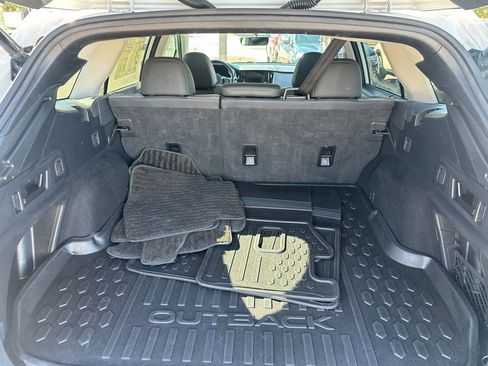 Used 2022 Subaru Outback Onyx Edition XT image 7