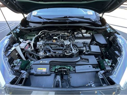 Used 2022 Toyota Corolla Cross XLE w/ Convenience Package image 42