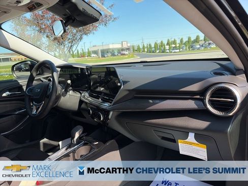 New 2026 Chevrolet Trax ACTIV FWD image 23
