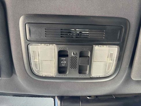 Used 2018 Honda Civic Sport Touring image 27