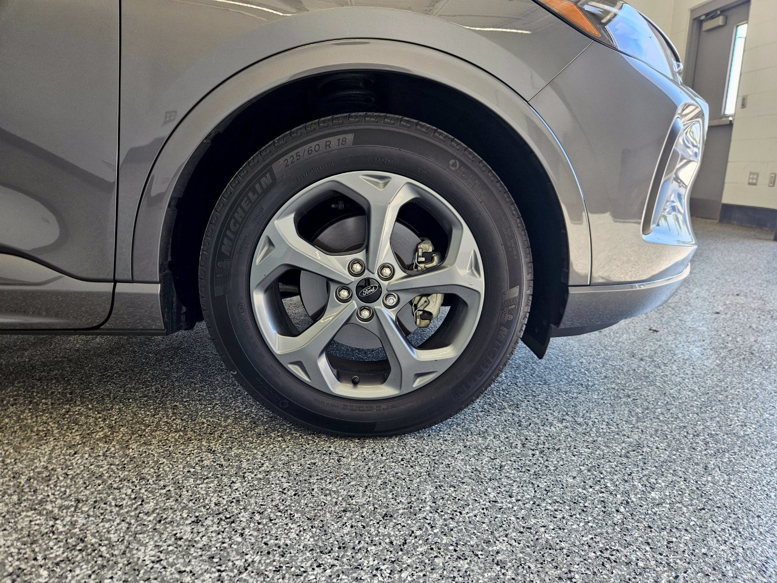 Used 2024 Ford Escape ST-Line w/ Tech Pack #1 FWD image 12