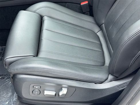 Used 2022 BMW X5 sDrive40i w/ Premium Package image 40