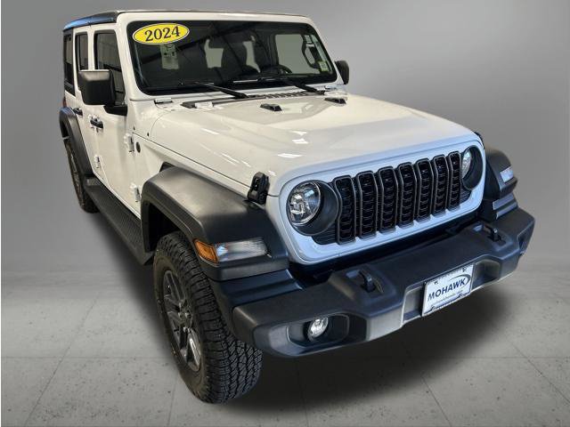 Used 2024 Jeep Wrangler Unlimited Sport AWD/4WD image 8