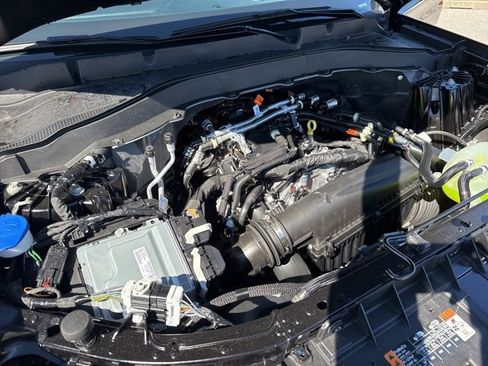 New 2026 Ford Explorer Active image 15